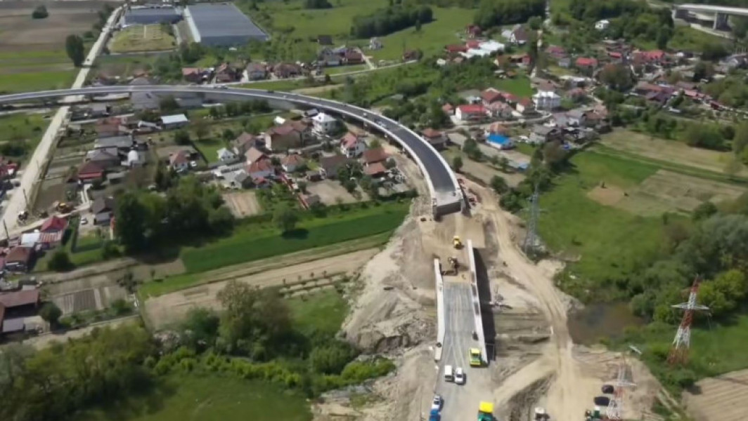 Ultimii kilometri ai autostrăzii Sibiu-Pitești se apropie de finalizare