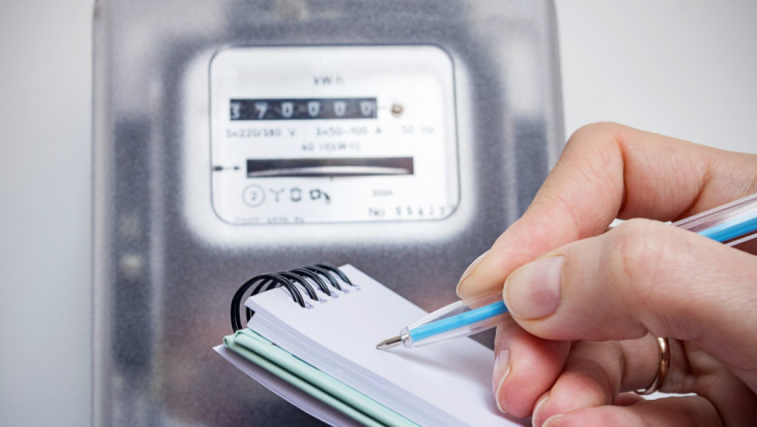Exclusiv Cum ne putem schimba furnizorul de energie electrică în 24 de ore. Explicațiile șefului ANRE înainte de expirarea plafonării tarifelor