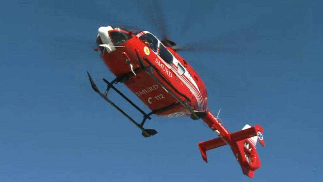 Video O turistă care s-a accidentat pe un traseu din Munții Bucegi a fost preluată cu un elicopter SMURD