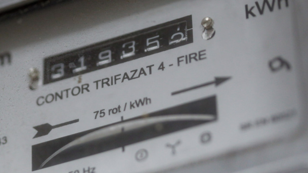 Tichete de 50 de lei pe lună pentru plata facturilor la electricitate. Cine beneficiază și cum se fac înscrierile