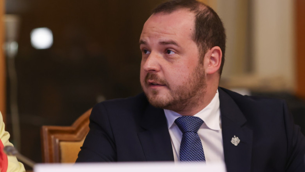 Ministrul Sănătății, Alexandru Rogobete: Sporurile ar trebui să fie în sumă fixă şi nu procentual
