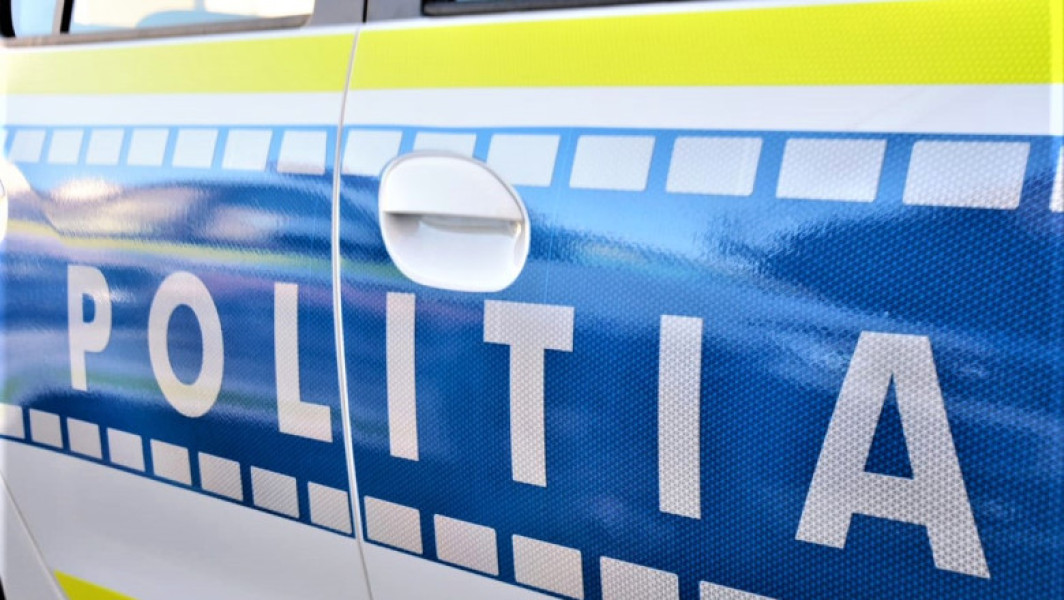 Incident violent în Sectorul 5 din Capitală: doi bărbați acuzați că au agresat femei și au vandalizat mașini sunt căutaţi de poliţişti